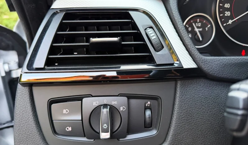 
								BMW 420 d Pack M Auto full									