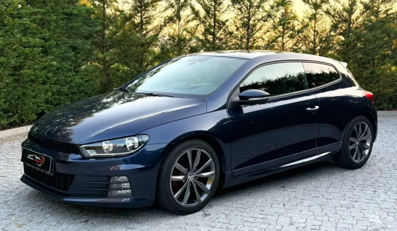 
								VW Scirocco 2.0 TDI Sport full									