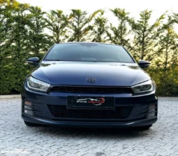 
										VW Scirocco 2.0 TDI Sport full									