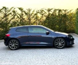 
										VW Scirocco 2.0 TDI Sport full									