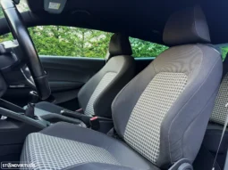 
										VW Scirocco 2.0 TDI Sport full									