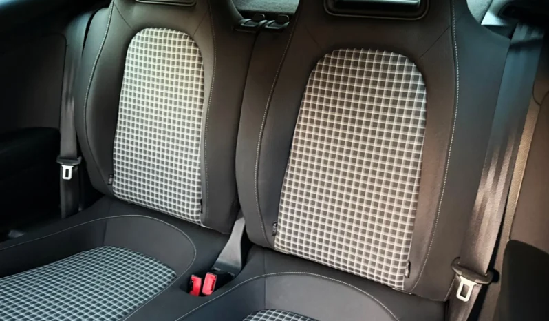 
								VW Scirocco 2.0 TDI Sport full									