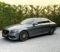 
										Mercedes-Benz E 220 d 9G-TRONIC Avantgarde full									