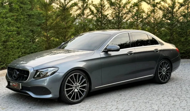 
								Mercedes-Benz E 220 d 9G-TRONIC Avantgarde full									