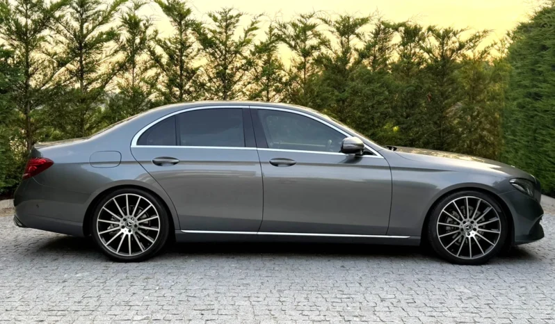 
								Mercedes-Benz E 220 d 9G-TRONIC Avantgarde full									