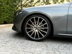 
										Mercedes-Benz E 220 d 9G-TRONIC Avantgarde full									