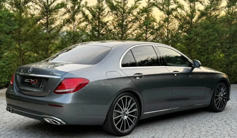 
								Mercedes-Benz E 220 d 9G-TRONIC Avantgarde full									