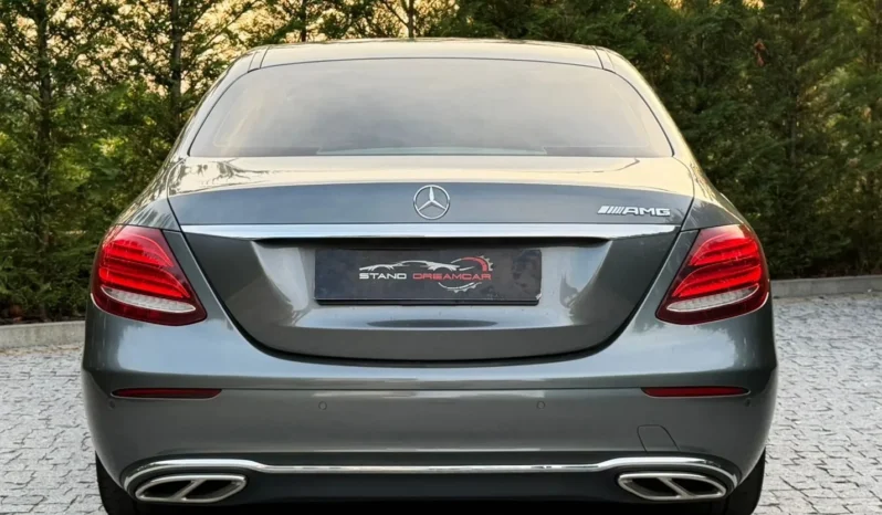 
								Mercedes-Benz E 220 d 9G-TRONIC Avantgarde full									