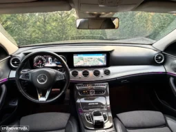 
										Mercedes-Benz E 220 d 9G-TRONIC Avantgarde full									