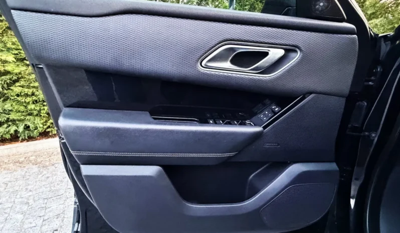 
								Land Rover Range Rover Velar 2.0d R-Dynamic HSE full									