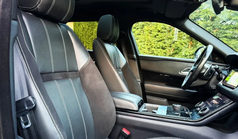 
								Land Rover Range Rover Velar 2.0d R-Dynamic HSE full									