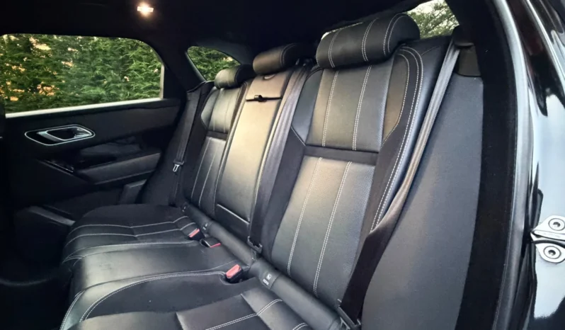 
								Land Rover Range Rover Velar 2.0d R-Dynamic HSE full									