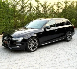 
										Audi A4 2.0 TDI S-line S tronic full									