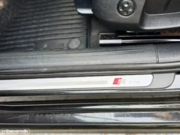 
										Audi A4 2.0 TDI S-line S tronic full									