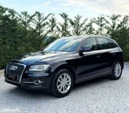 
										Audi Q5 2.0 TDI Sport full									