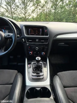 
										Audi Q5 2.0 TDI Sport full									