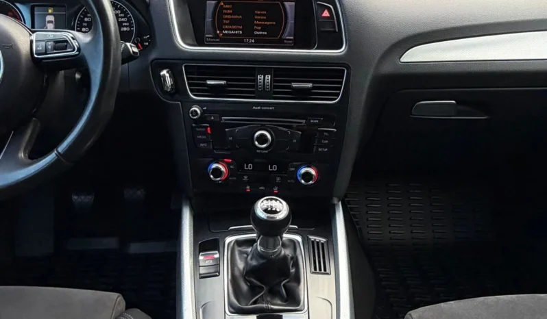 
								Audi Q5 2.0 TDI Sport full									