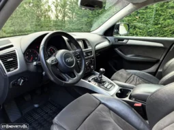 
										Audi Q5 2.0 TDI Sport full									