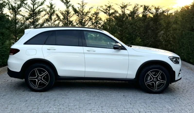 
								Mercedes-Benz GLC 300 de 4Matic 9G-TRONIC Edition AMG Line full									