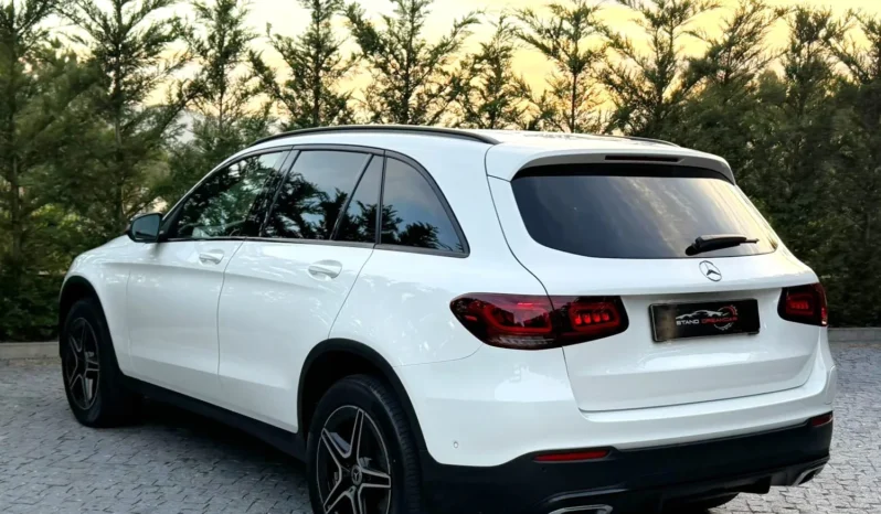 
								Mercedes-Benz GLC 300 de 4Matic 9G-TRONIC Edition AMG Line full									