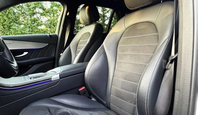 
								Mercedes-Benz GLC 300 de 4Matic 9G-TRONIC Edition AMG Line full									