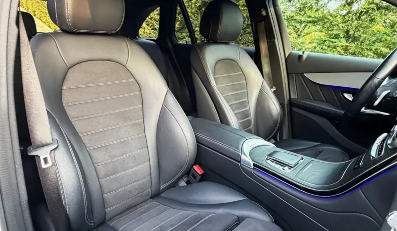 
								Mercedes-Benz GLC 300 de 4Matic 9G-TRONIC Edition AMG Line full									