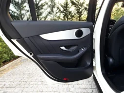 
										Mercedes-Benz GLC 300 de 4Matic 9G-TRONIC Edition AMG Line full									