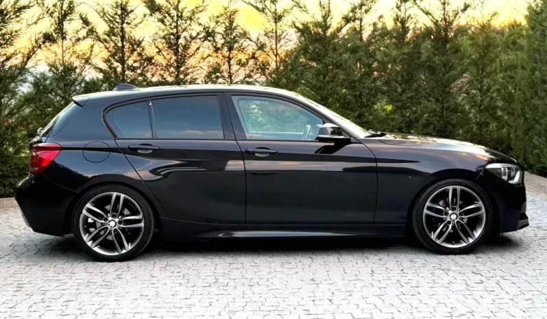 
								BMW 118 d Pack M full									