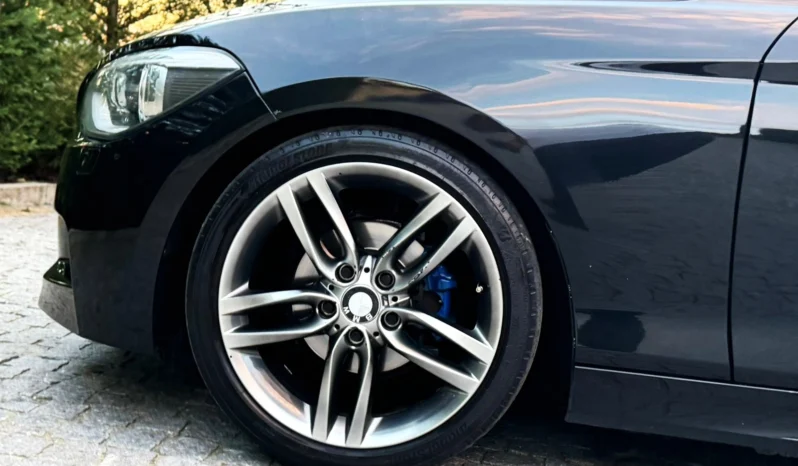 
								BMW 118 d Pack M full									