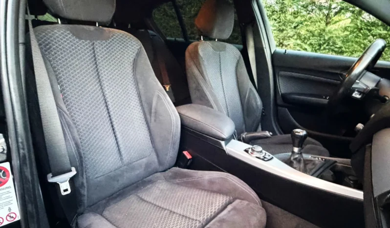 
								BMW 118 d Pack M full									