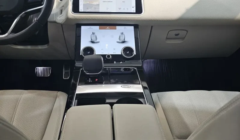 
								Land Rover Range Rover Velar full									