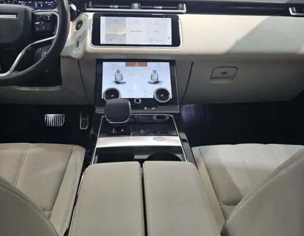 
								Land Rover Range Rover Velar full									