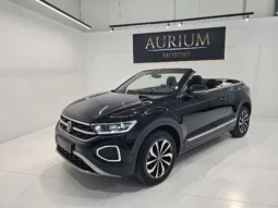 
										Land Rover Range Rover Velar full									