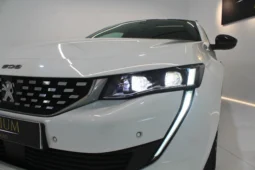 
										Peugeot 508 SW full									