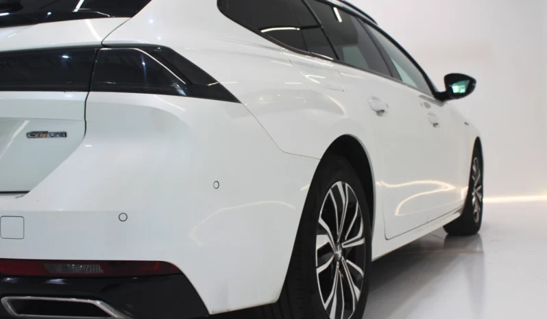 
								Peugeot 508 SW full									