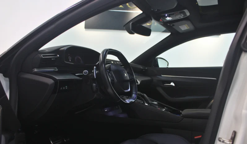 
								Peugeot 508 SW full									