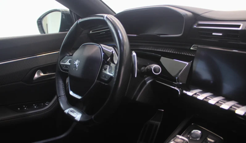 
								Peugeot 508 SW full									