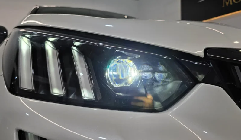 
								Peugeot 508 SW full									