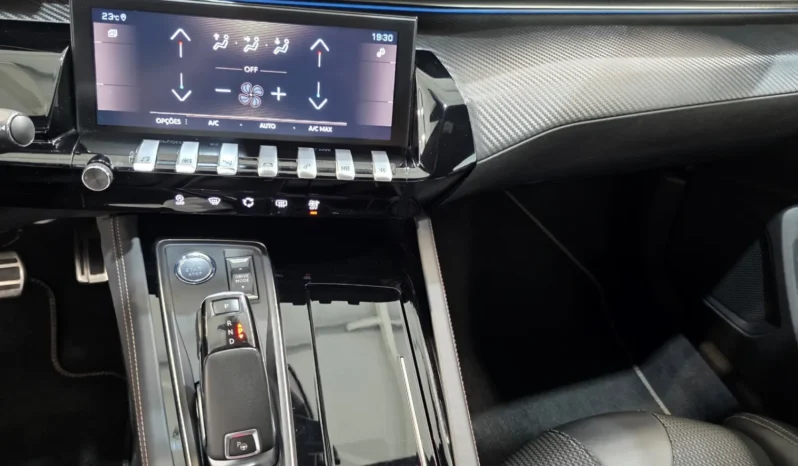 
								Peugeot 508 SW full									
