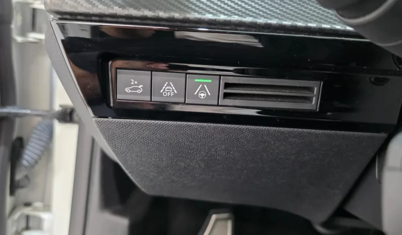 
								Peugeot 508 SW full									
