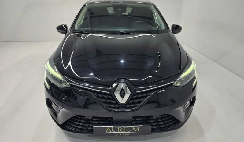 
								Renault Clio full									