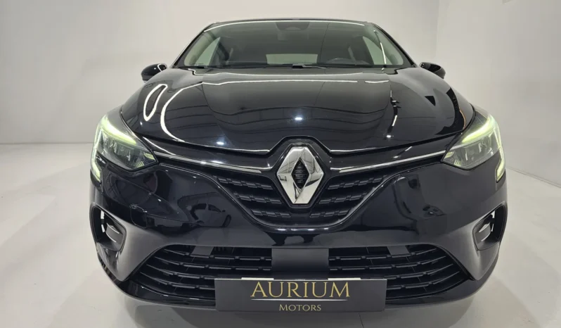 
								Renault Clio full									