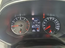 
										Renault Clio full									