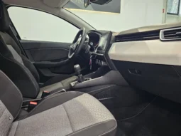 
										Renault Clio full									