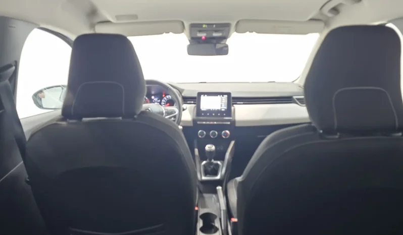 
								Renault Clio full									