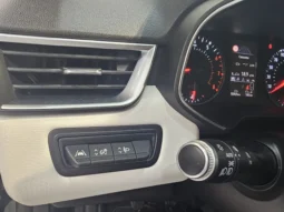 
										Renault Clio full									