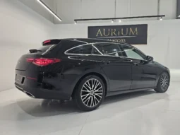 
										Mercedes-Benz CLA 180 full									