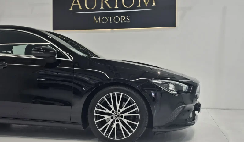 
								Mercedes-Benz CLA 180 full									
