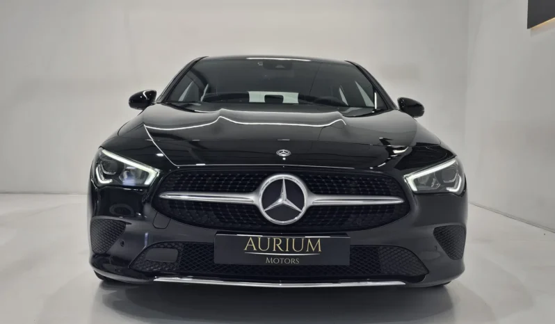 
								Mercedes-Benz CLA 180 full									