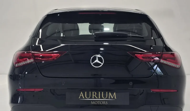 
								Mercedes-Benz CLA 180 full									